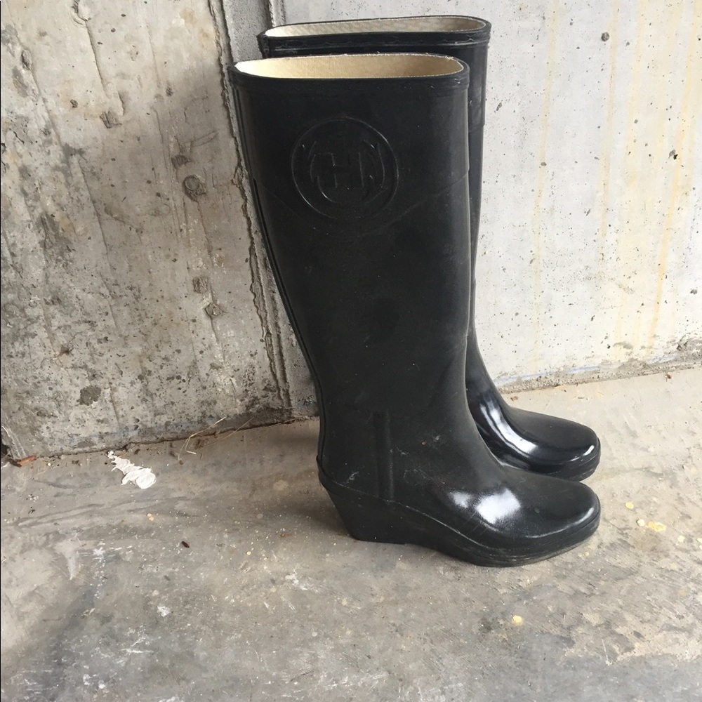 Hunter wedge boots